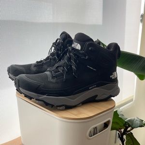 North Face Vective Exploris Mid Futurelight Hiking Boots
